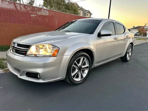 2012 Dodge Avenger SXT Plus