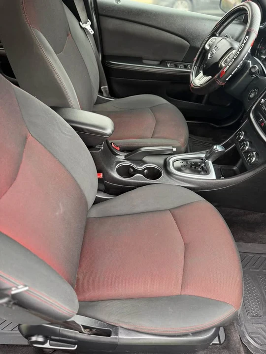 2012 Dodge Avenger Sedan - Image 7 of 17