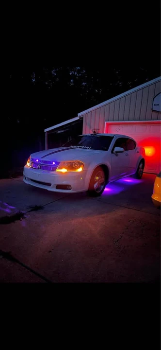 2012 Dodge Avenger Sedan - Image 2 of 7