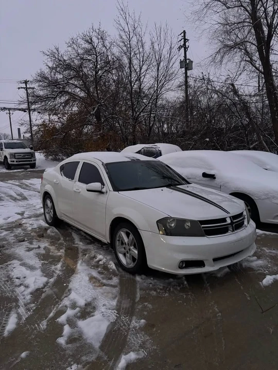 2012 Dodge Avenger Sedan - Image 3 of 7