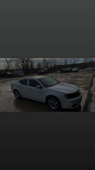 2012 Dodge Avenger Sedan - Image 2 of 8