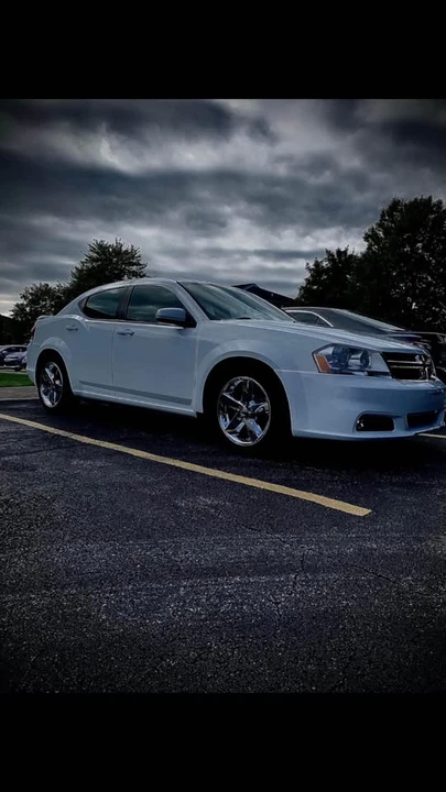 2012 Dodge Avenger Sedan - Image 3 of 8