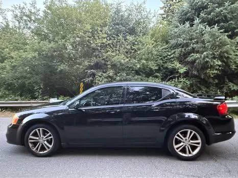 2012 Dodge Avenger Sedan - Image 5 of 10