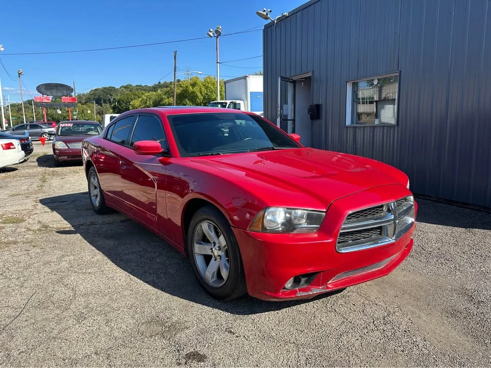 2012 Dodge Avenger Sedan - Image 2 of 11