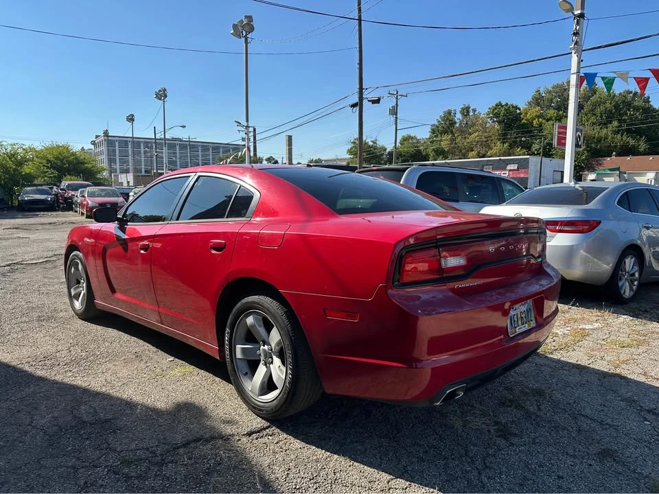 2012 Dodge Avenger Sedan - Image 4 of 11