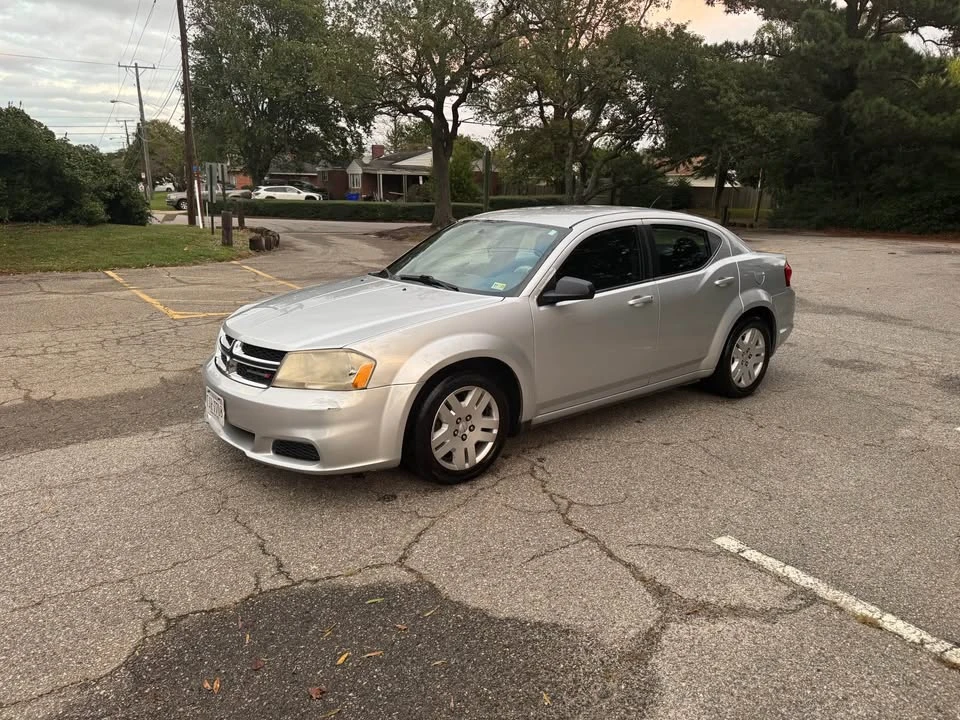 2012 Dodge Avenger Sedan - Image 2 of 7