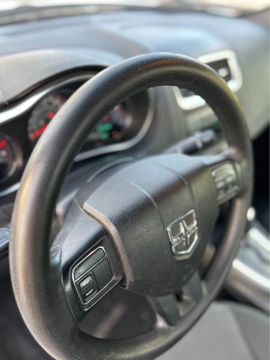2012 Dodge Avenger Sedan - Image 6 of 12