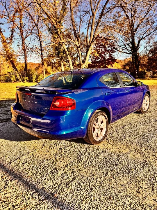2012 Dodge Avenger Sedan - Image 12 of 12
