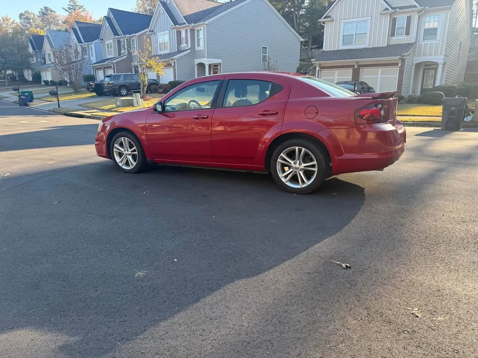 2012 Dodge Avenger Sedan - Image 2 of 6