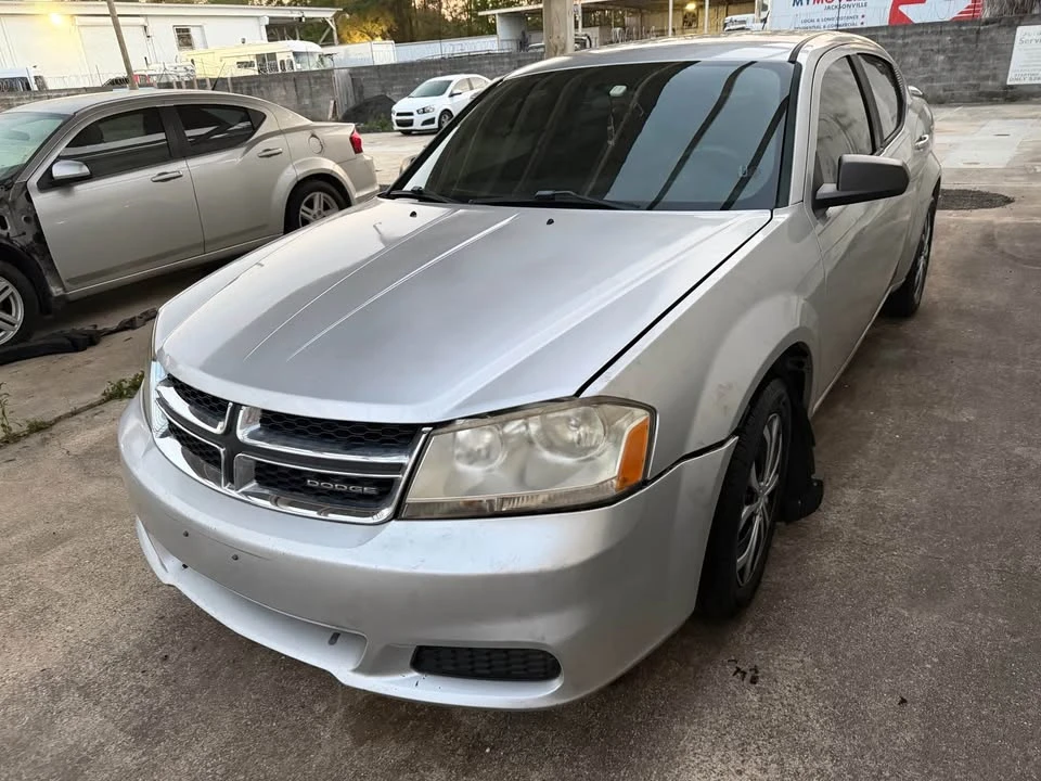 2012 Dodge Avenger Sedan - Image 2 of 9