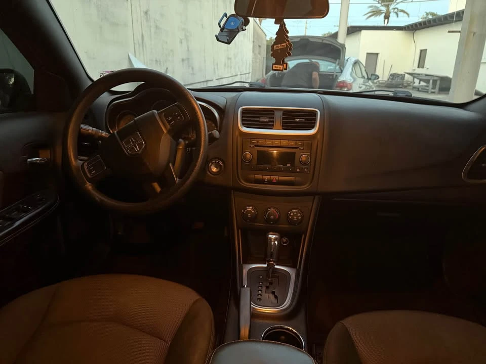 2012 Dodge Avenger Sedan - Image 7 of 9