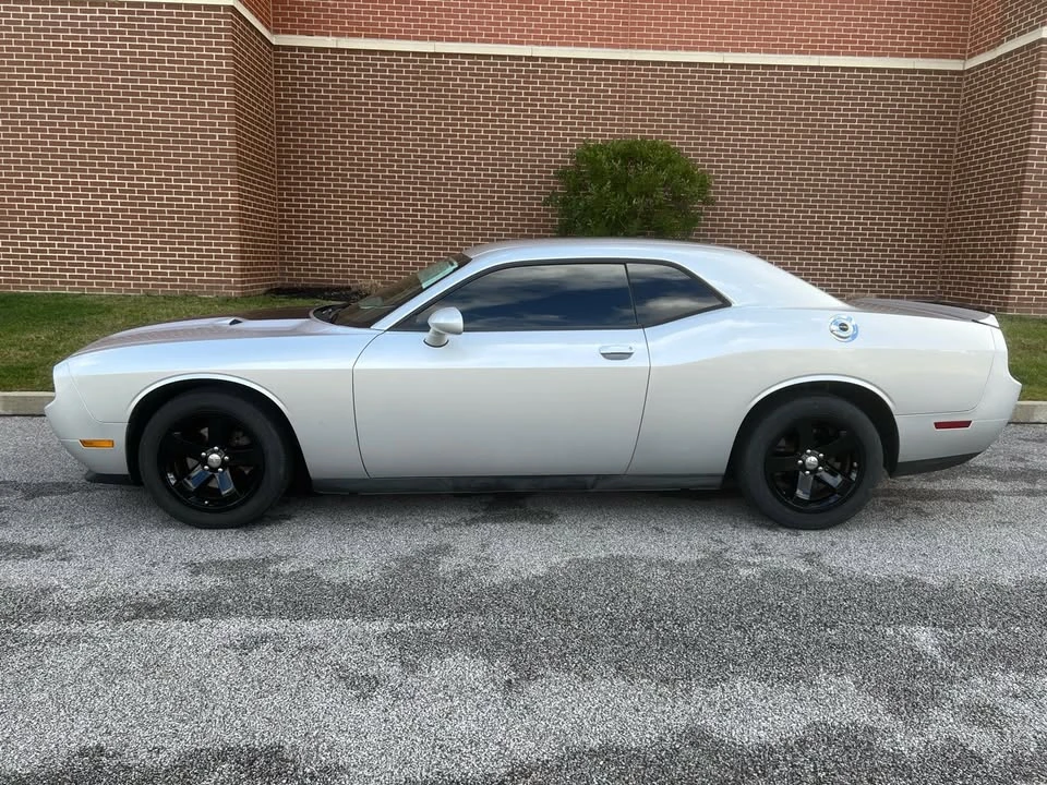 2012 Dodge Challenger 3rd Gen - Image 2 of 8