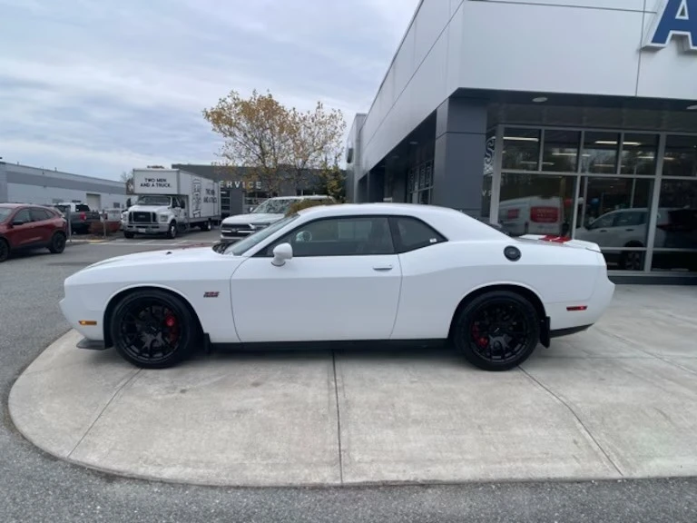 2012 Dodge Challenger 3rd Gen - Image 5 of 15