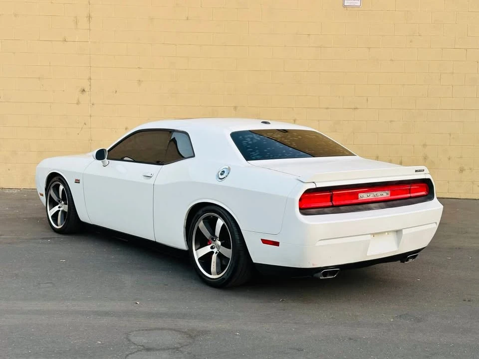 2012 Dodge Challenger 3rd Gen - Image 5 of 20