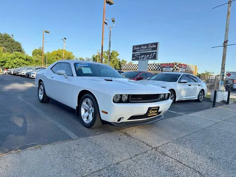 2012 Dodge Challenger SXT