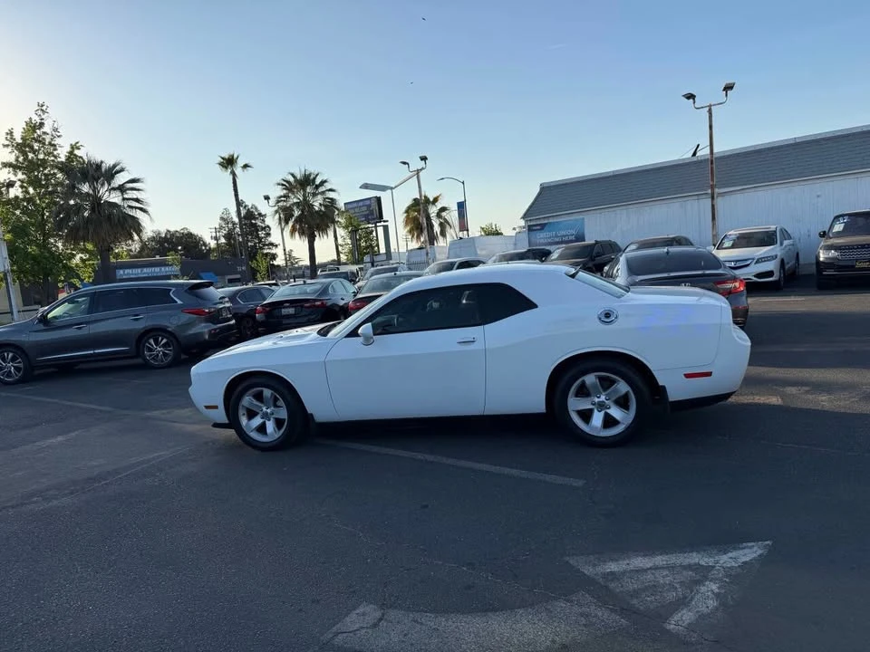 2012 Dodge Challenger 3rd Gen - Image 17 of 18