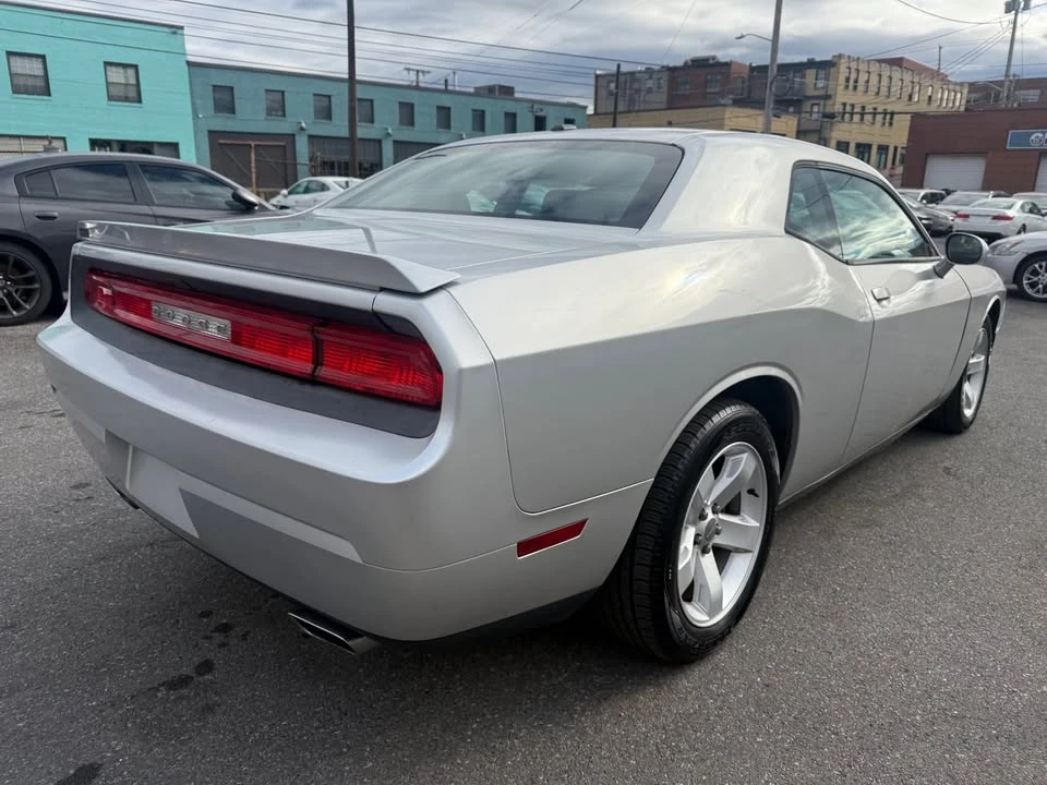 2012 Dodge Challenger 3rd Gen - Image 7 of 20