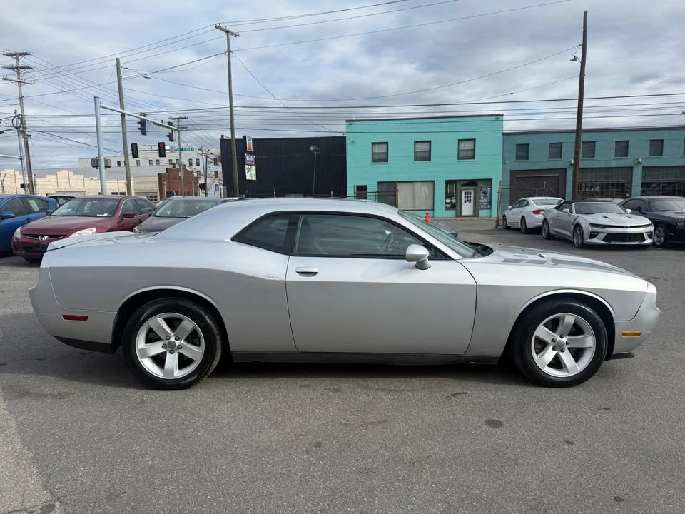 2012 Dodge Challenger 3rd Gen - Image 8 of 20