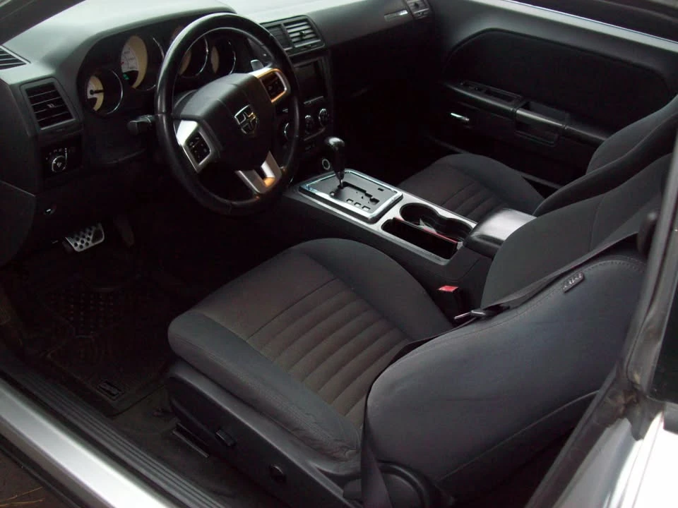 2012 Dodge Challenger 3rd Gen - Image 6 of 12