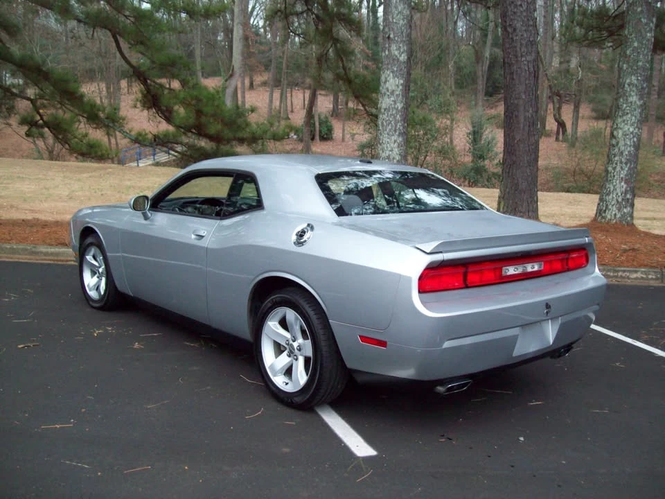2012 Dodge Challenger 3rd Gen - Image 11 of 12