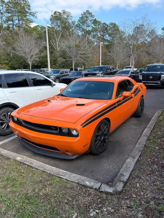2012 Dodge Challenger 3rd Gen - Image 3 of 8