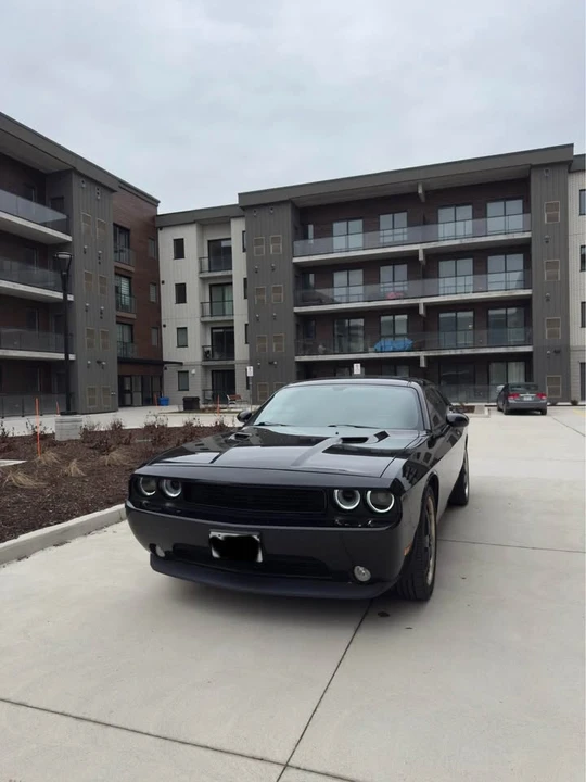 2012 Dodge Challenger 3rd Gen - Image 5 of 9
