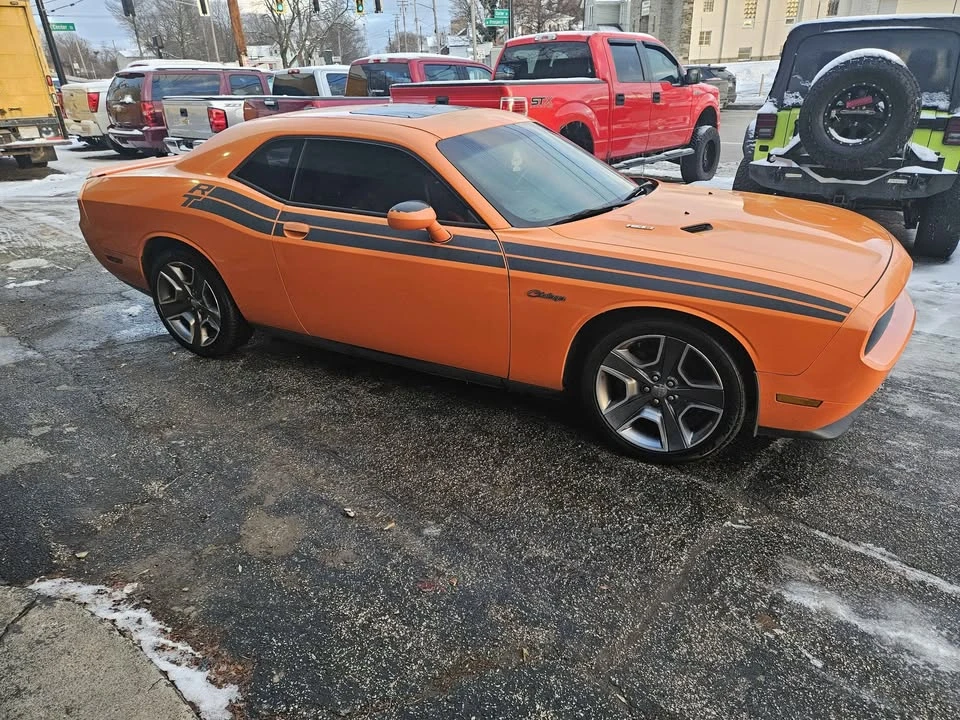 2012 Dodge Challenger 3rd Gen - Image 5 of 20