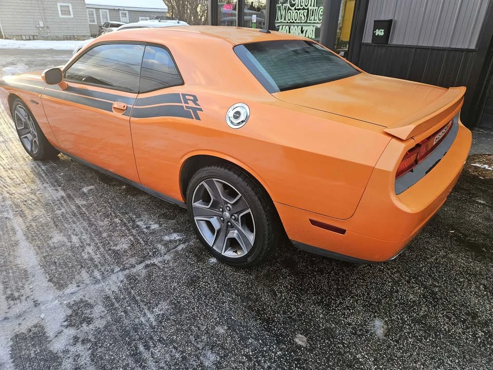 2012 Dodge Challenger 3rd Gen - Image 17 of 20