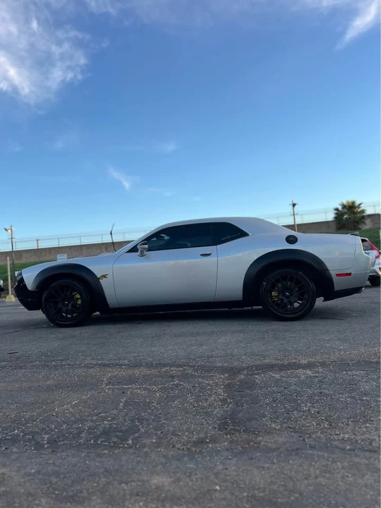 2012 Dodge Challenger 3rd Gen - Image 5 of 12