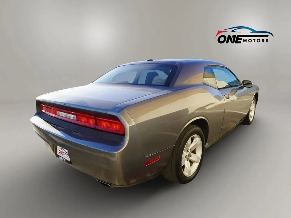 2012 Dodge Challenger 3rd Gen - Image 7 of 15