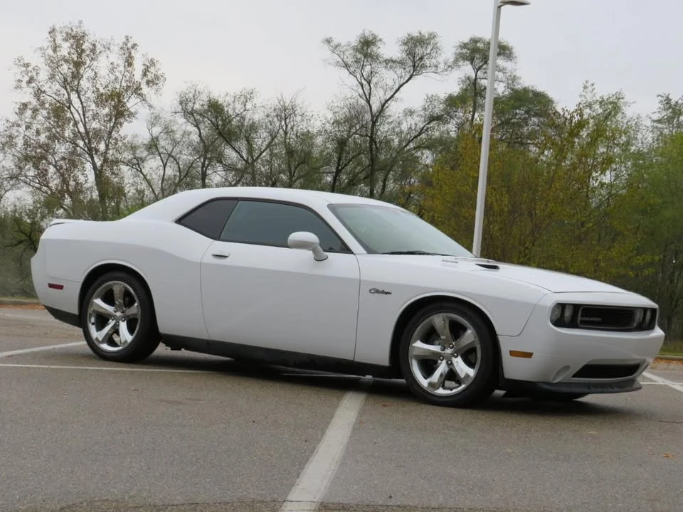 2012 Dodge Challenger 3rd Gen - Image 5 of 12