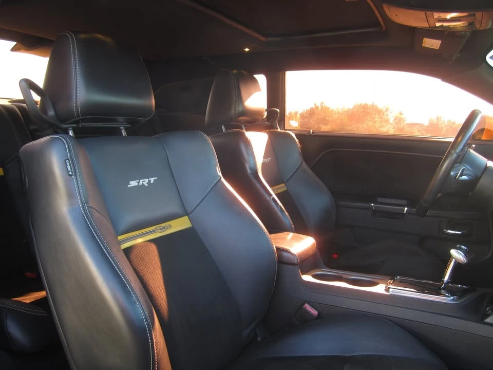 2012 Dodge Challenger 3rd Gen - Image 10 of 17