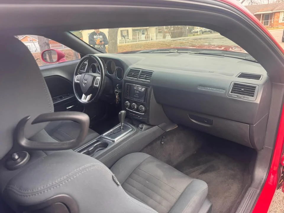 2012 Dodge Challenger 3rd Gen - Image 7 of 9