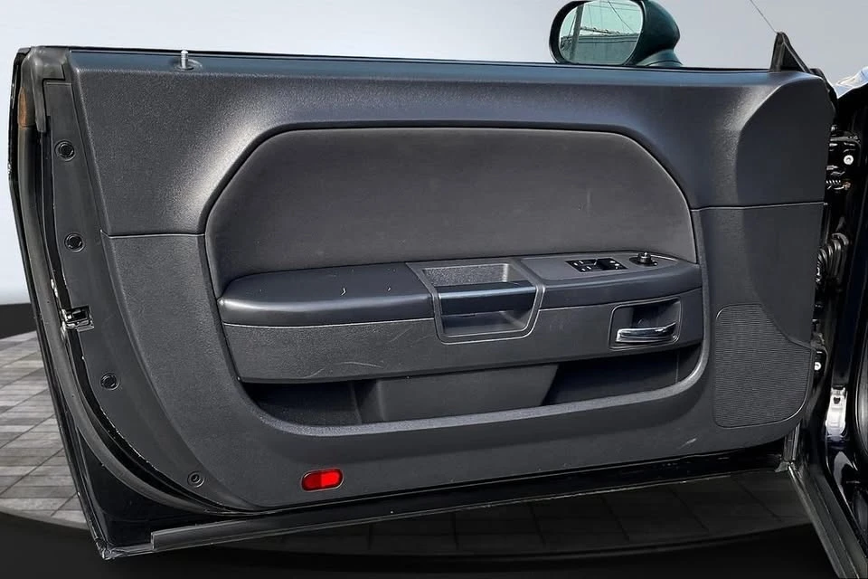 2012 Dodge Challenger 3rd Gen - Image 9 of 20