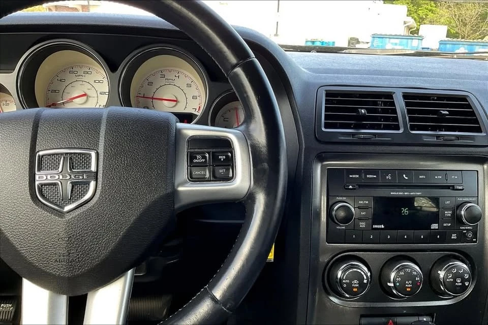 2012 Dodge Challenger 3rd Gen - Image 19 of 20