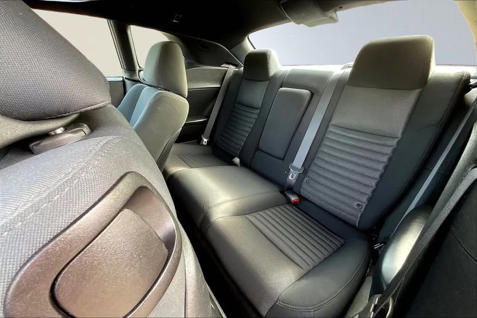 2012 Dodge Challenger 3rd Gen - Image 15 of 20