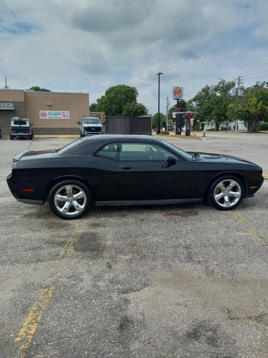 2012 Dodge Challenger 3rd Gen - Image 2 of 4