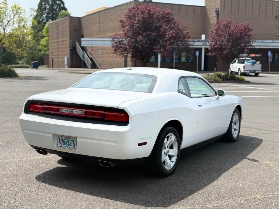 2012 Dodge Challenger 3rd Gen - Image 8 of 14