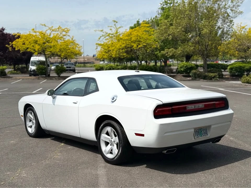 2012 Dodge Challenger 3rd Gen - Image 7 of 14