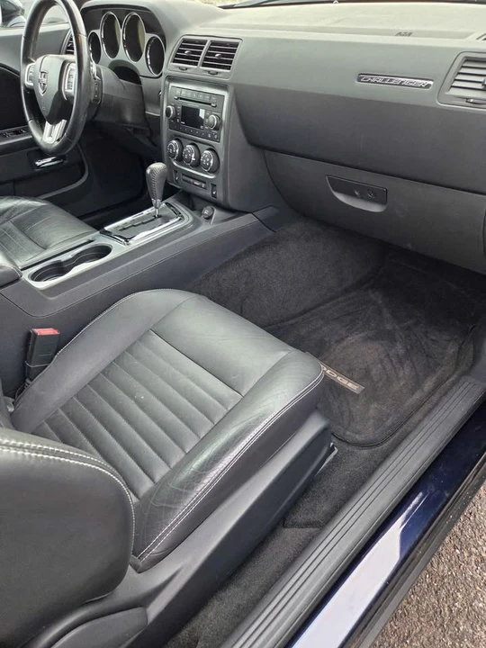 2012 Dodge Challenger 3rd Gen - Image 14 of 15