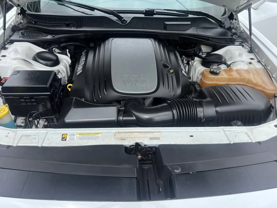 2012 Dodge Challenger 3rd Gen - Image 14 of 20