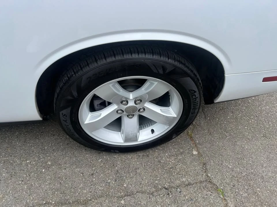 2012 Dodge Challenger 3rd Gen - Image 8 of 20