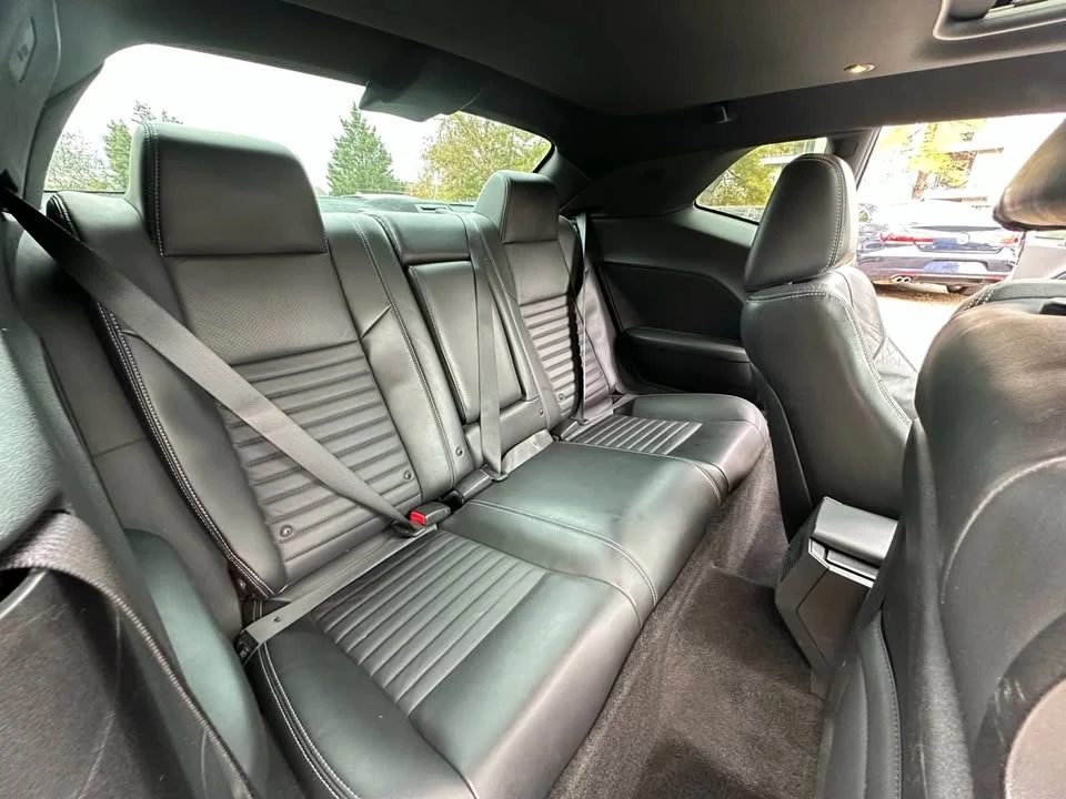 2012 Dodge Challenger 3rd Gen - Image 19 of 20