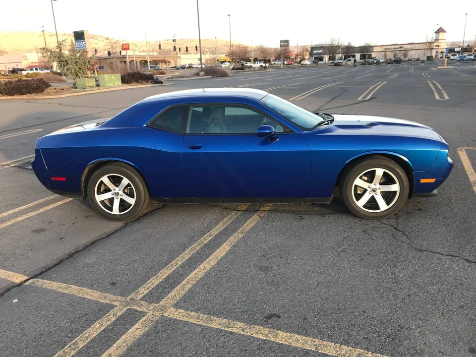 2012 Dodge Challenger SRT8 & 392 3rd Gen - Image 4 of 4