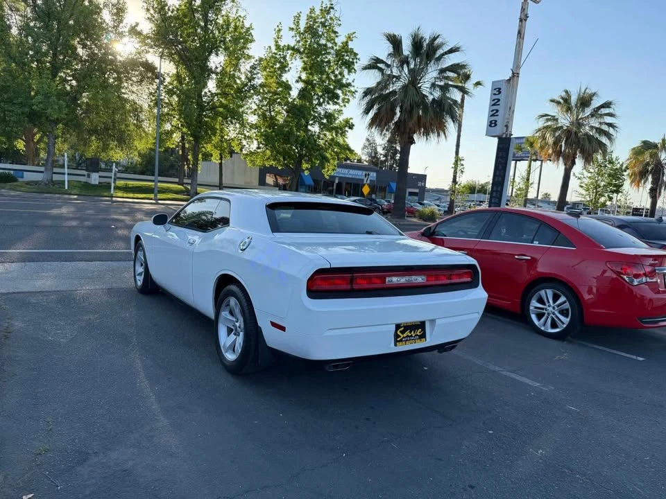 2012 Dodge Challenger 3rd Gen - Image 3 of 18