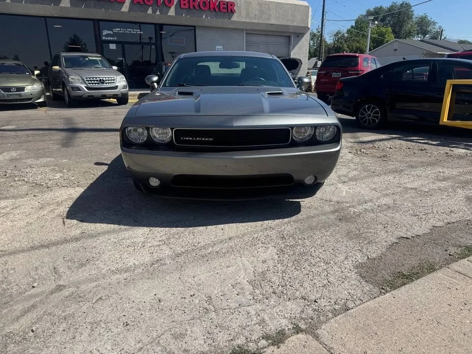 2012 Dodge Challenger 3rd Gen - Image 10 of 13