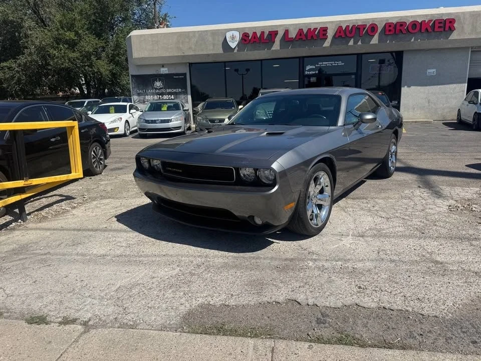 2012 Dodge Challenger 3rd Gen - Image 4 of 13