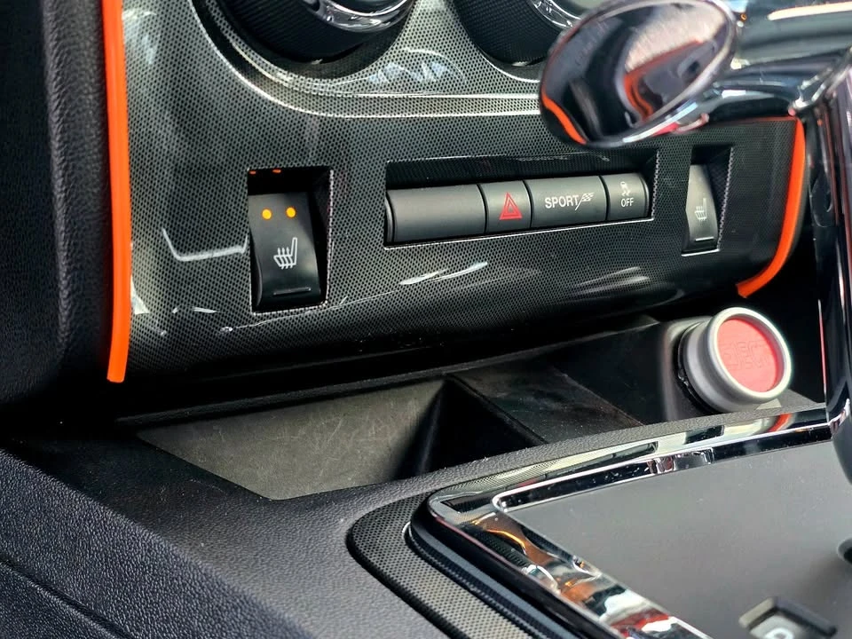 2012 Dodge Challenger 3rd Gen - Image 19 of 20