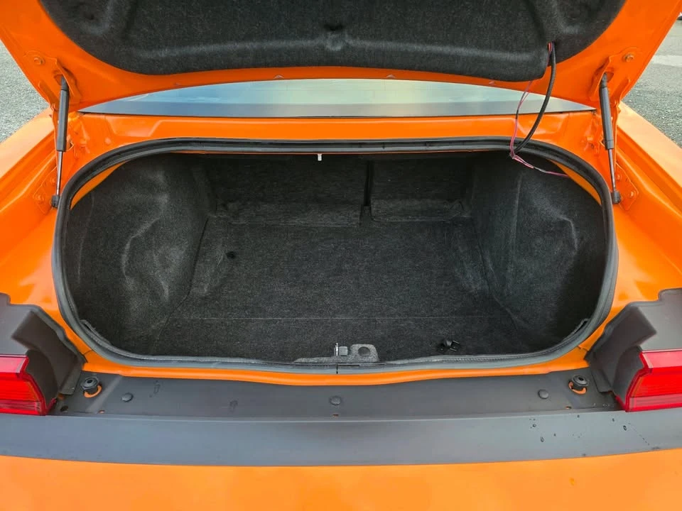 2012 Dodge Challenger 3rd Gen - Image 11 of 20