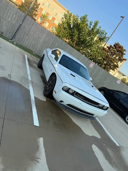2012 Dodge Challenger 3rd Gen - Image 3 of 5